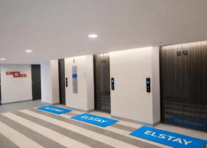 公寓式飯店 부산 엘스테이 El Long L 아르떼20 Off짚라인30 Off스릴10 Off 할인 4*